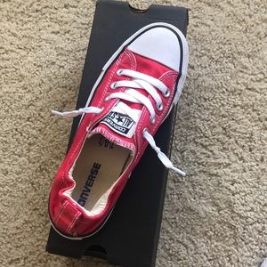 Red Shoreline Converse